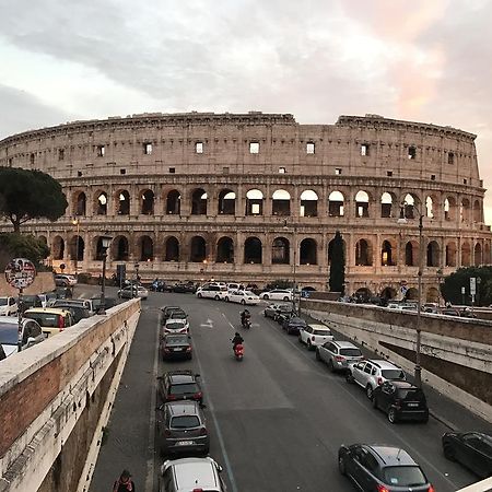 Apartment Polveriera Colosseum Rome Exterior photo